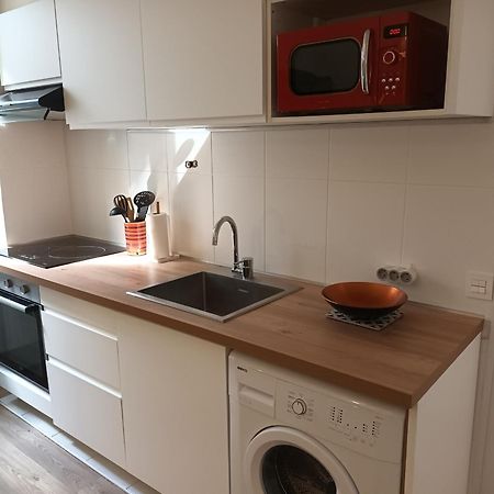 Appartement T2 Renove, Centre-Ville Hendaye, Proche Baie, Sans Ascenseur, Balcon, Calme, Wifi Non Inclus - Fr-1-239-850 المظهر الخارجي الصورة
