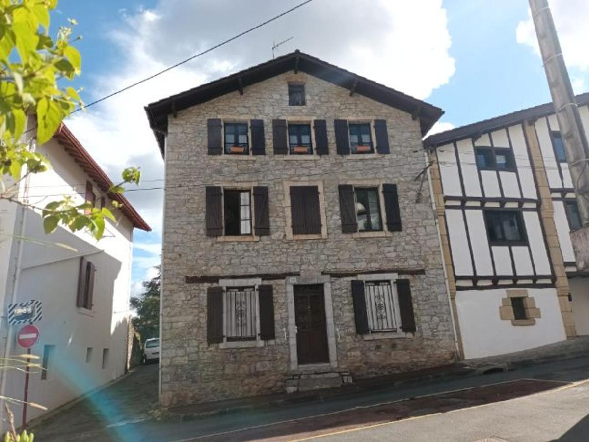 Appartement T2 Renove, Centre-Ville Hendaye, Proche Baie, Sans Ascenseur, Balcon, Calme, Wifi Non Inclus - Fr-1-239-850 المظهر الخارجي الصورة